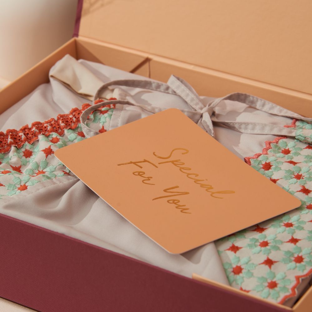 Hadiah Sesuai Untuk Wanita