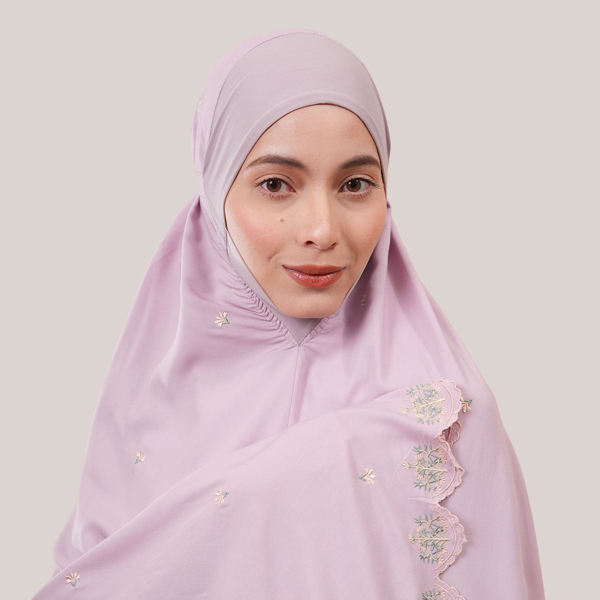 Telekung Broderie Saadiyah