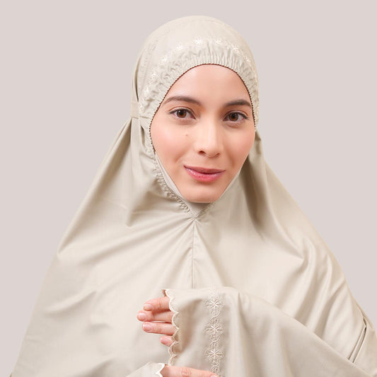 Telekung Broderie Naira