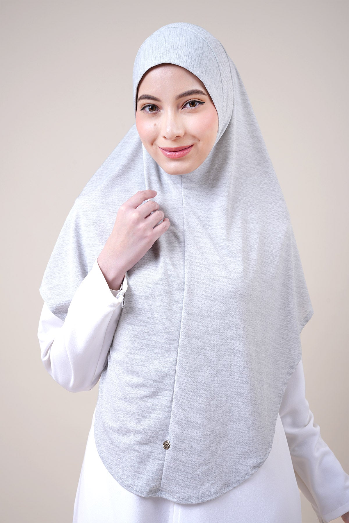 files/WC-NAJWAMAXI-LIGHTGREY1.jpg