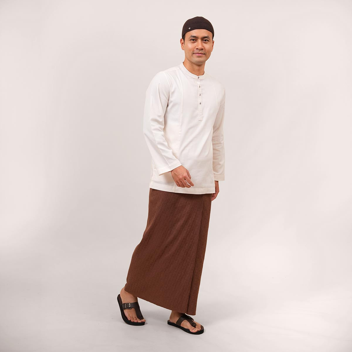 files/WC-RENASIDDIQ-BROWN1.jpg