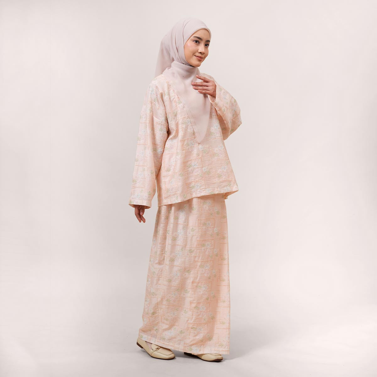 Velora Embroidered Kurung Kedah