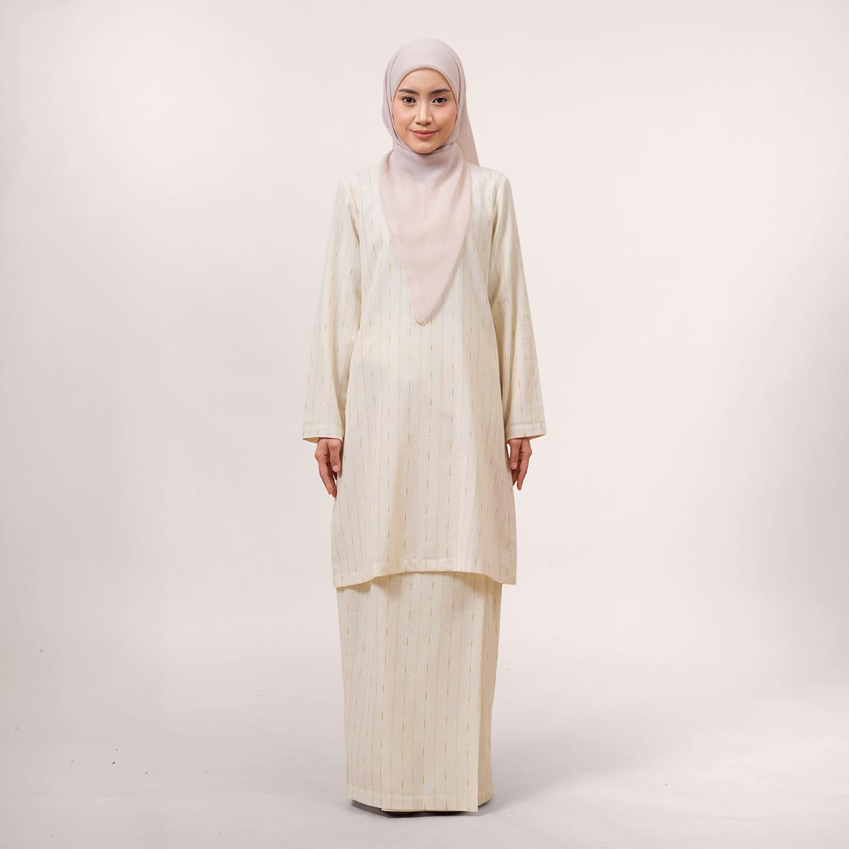 files/WC-YASRAKURUNG-CREAM1.jpg