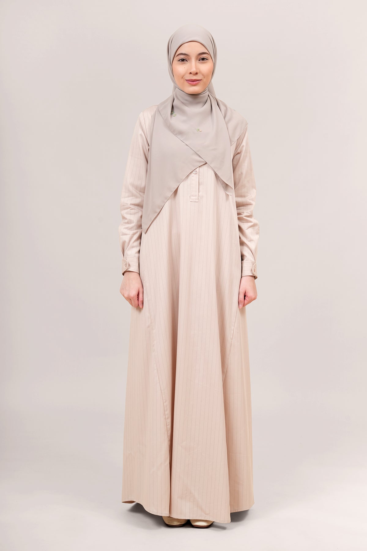 Alora Jubah