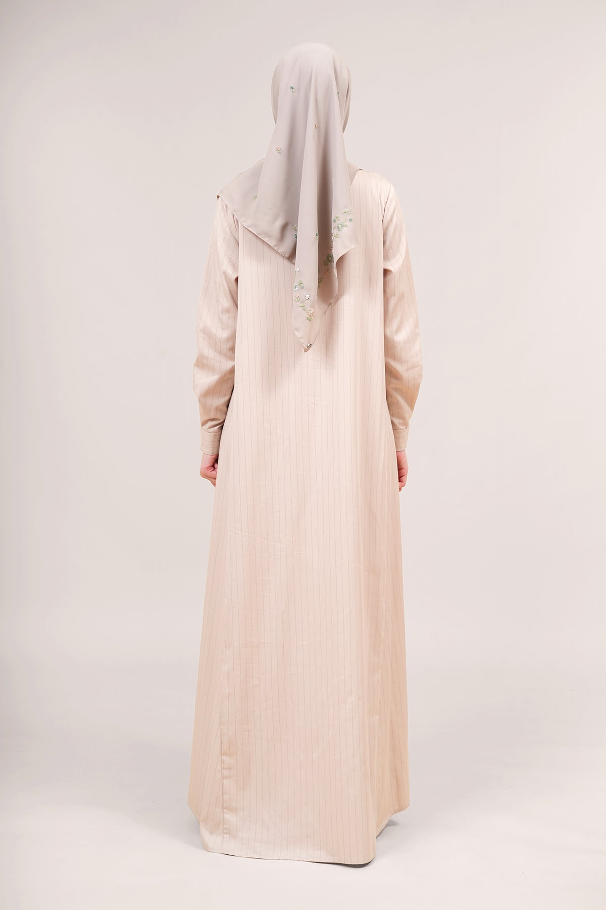 Alora Jubah