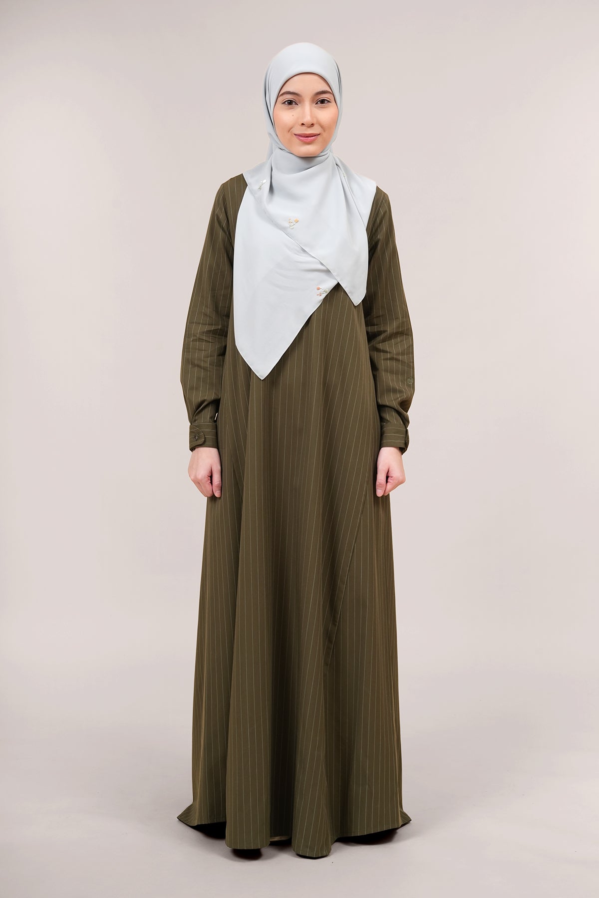 Alora Jubah