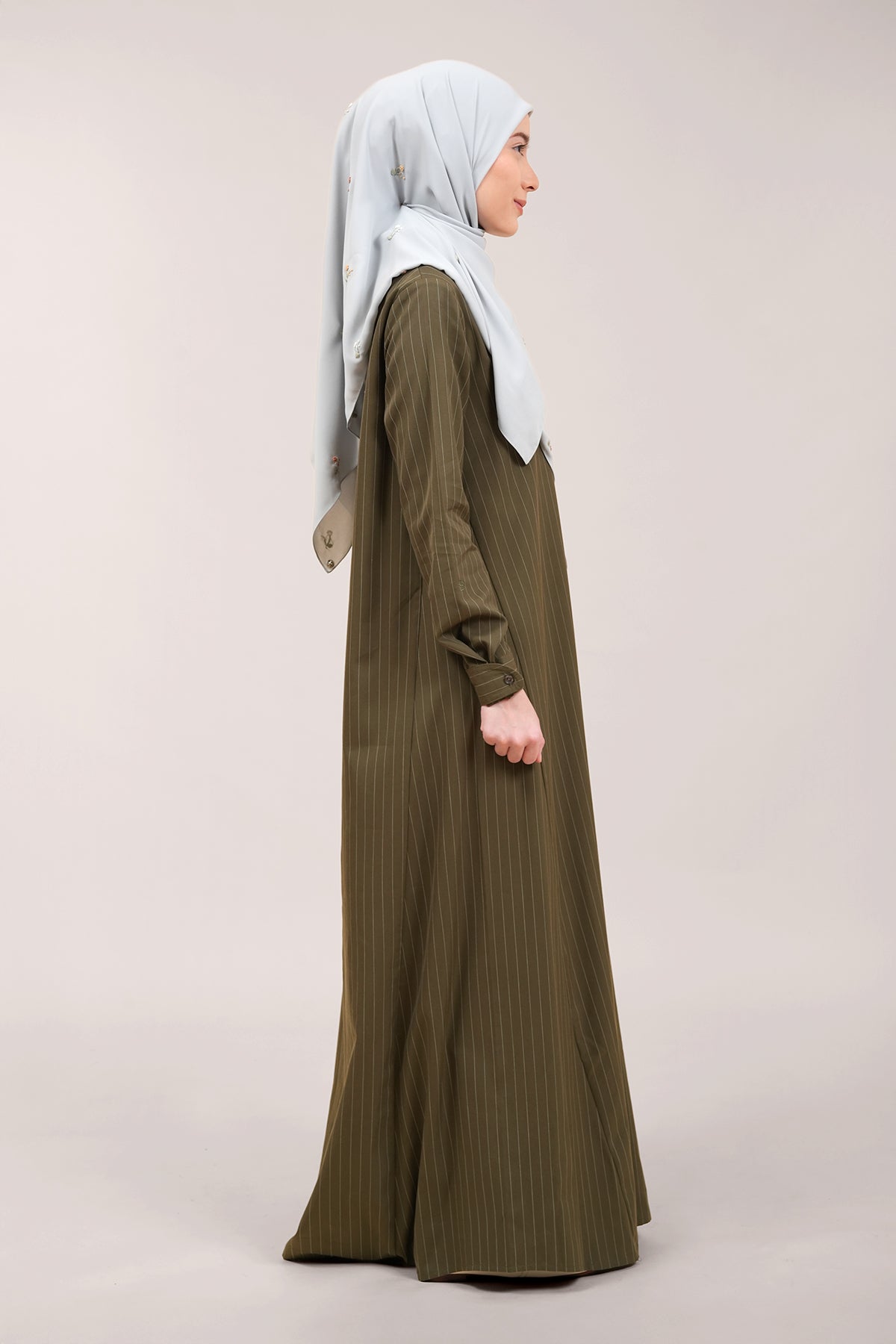 Alora Jubah