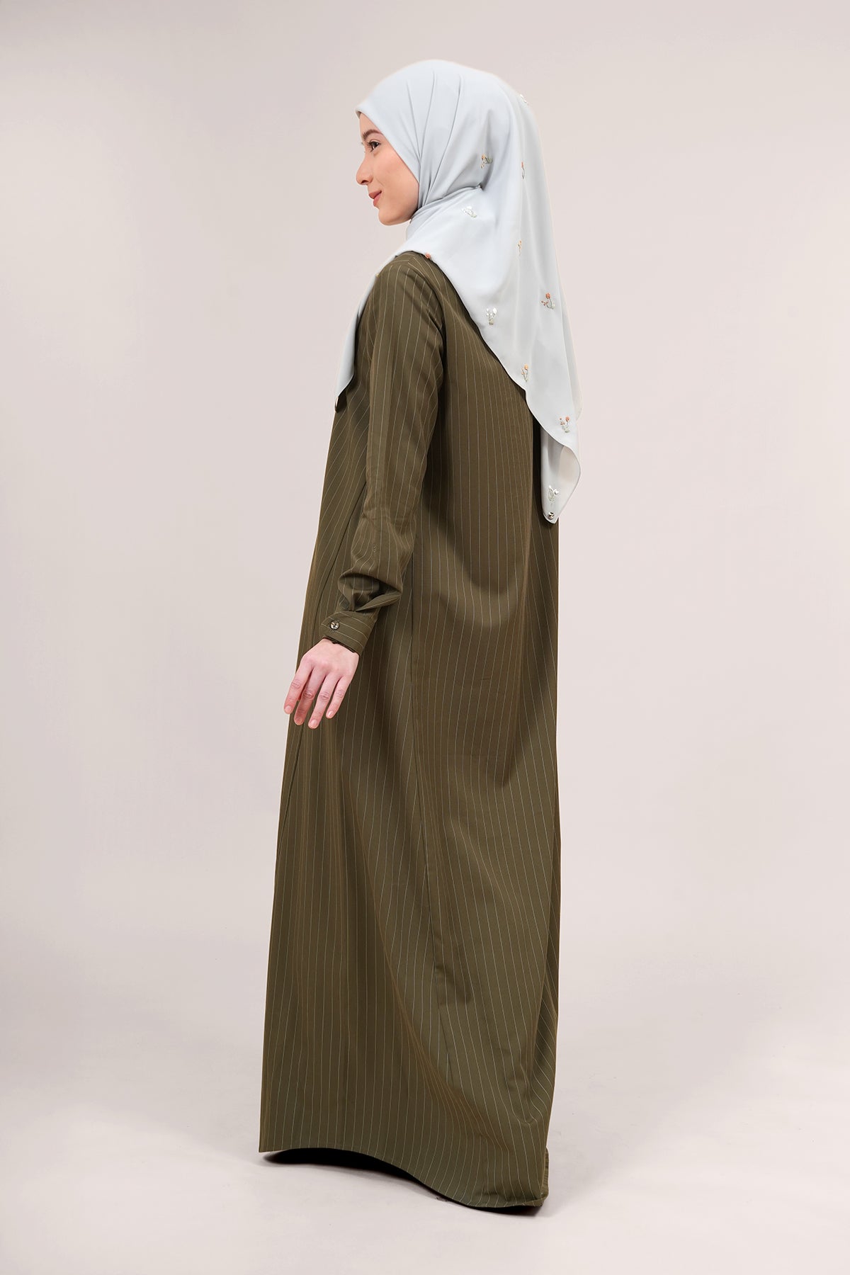 Alora Jubah