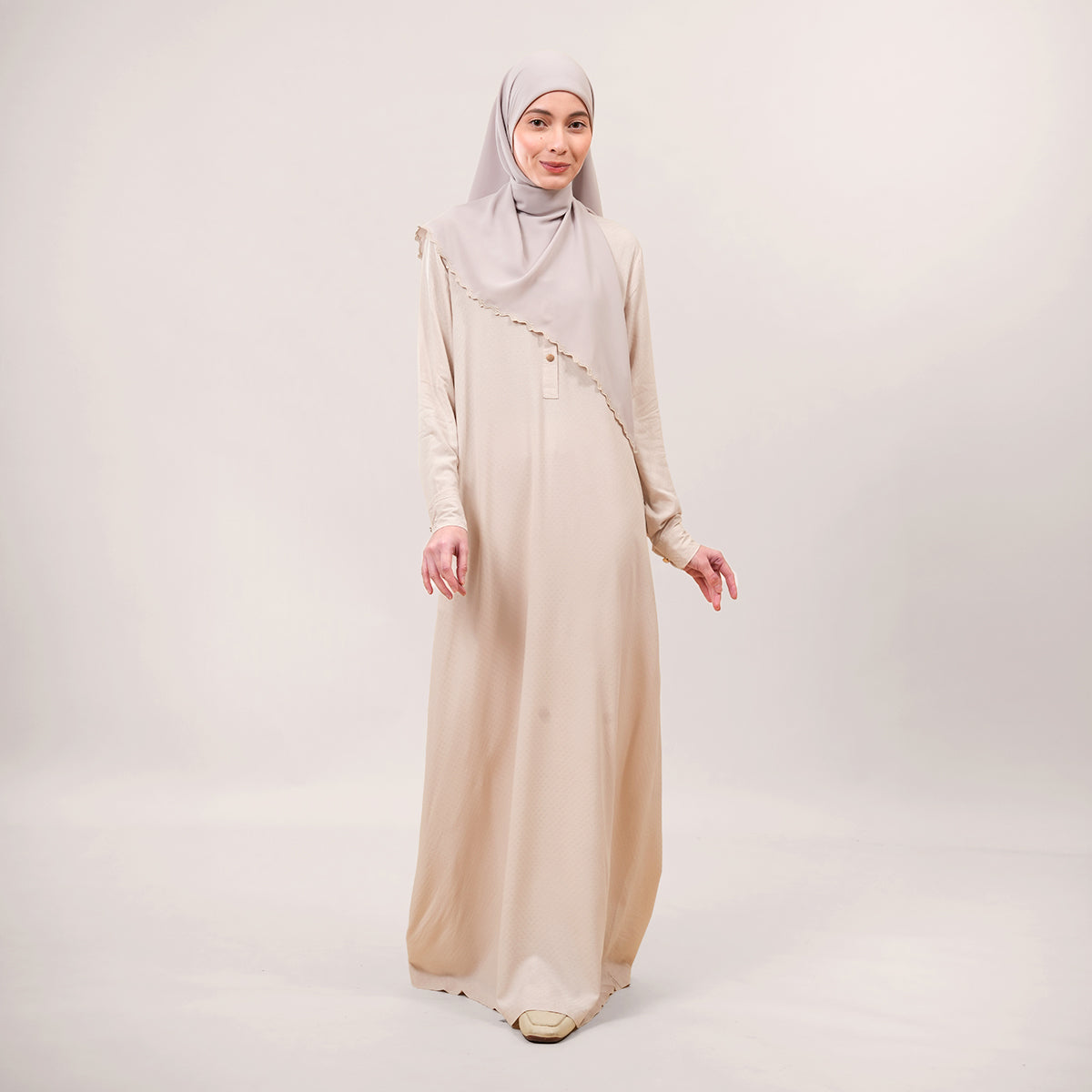 files/WCALUNADOBBYDRESSNUDE1.jpg