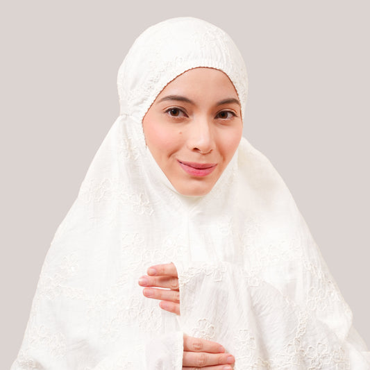 Telekung Broderie Sofeena