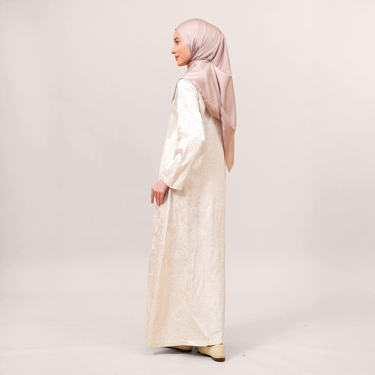 Layira Jacquard Abaya