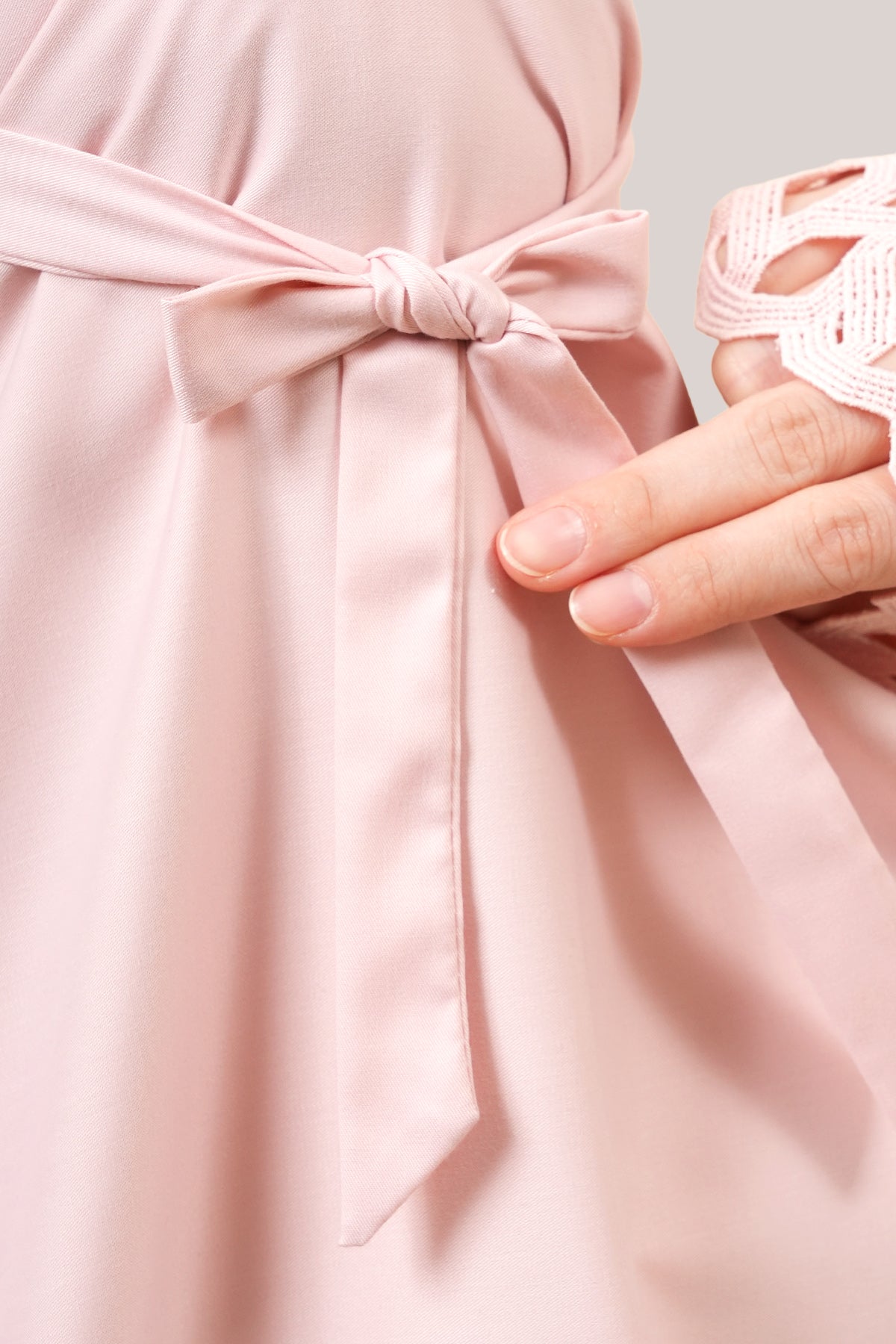 Telekung Modish Bushra Midi (Top Only)