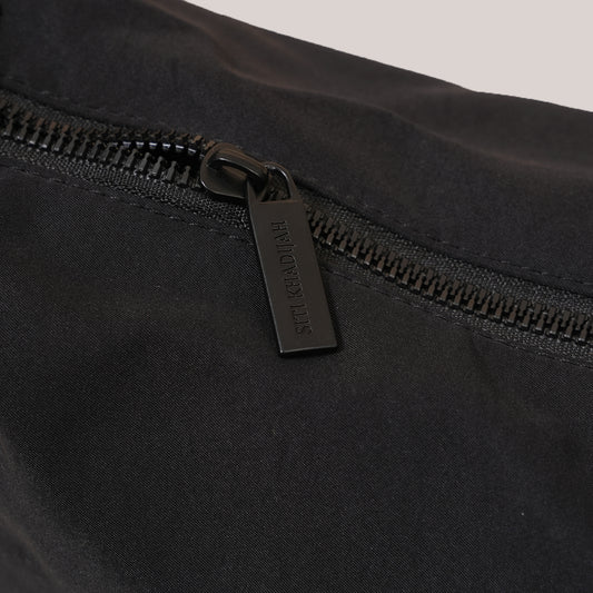 Noa Pouch Bag