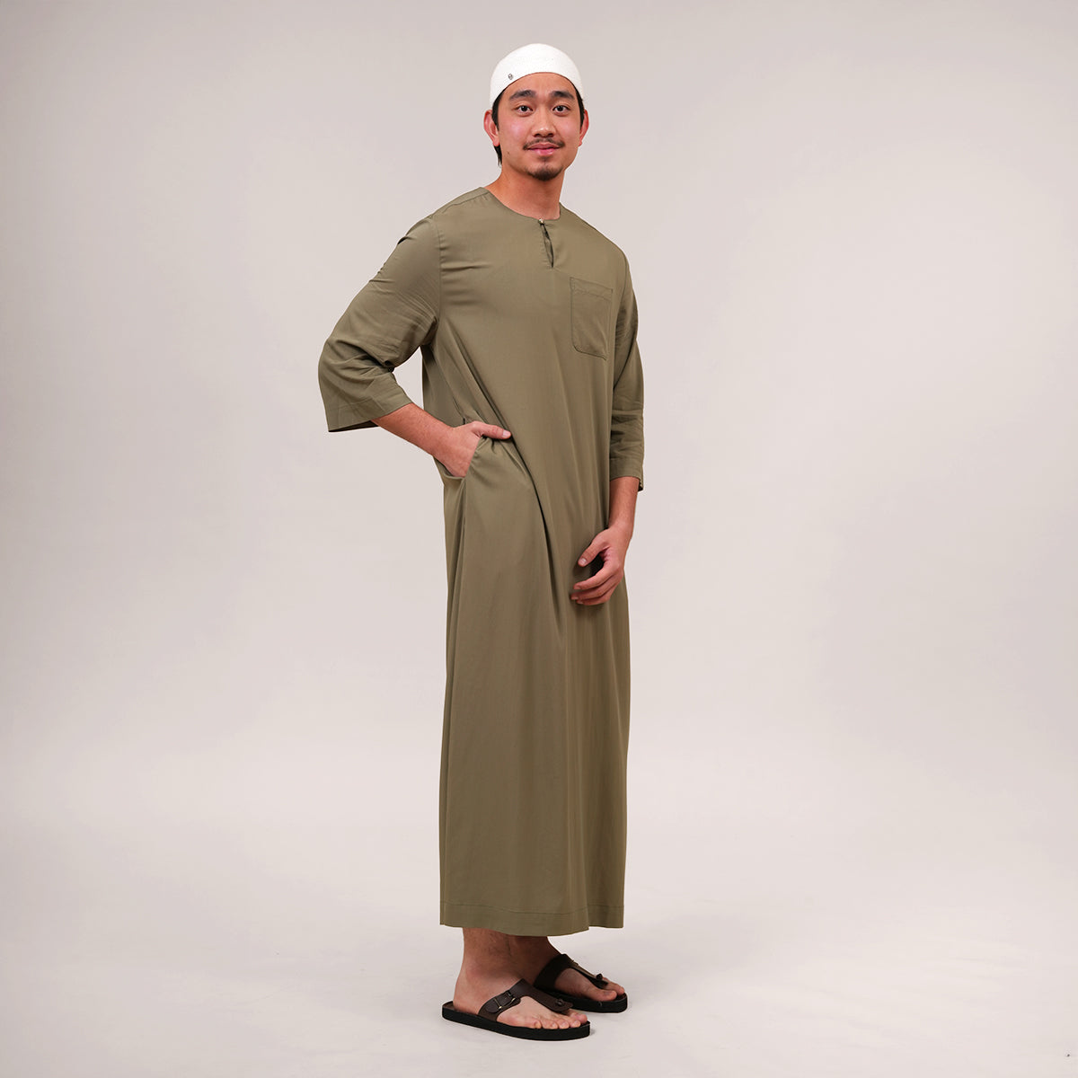 Saif Thobe Casual