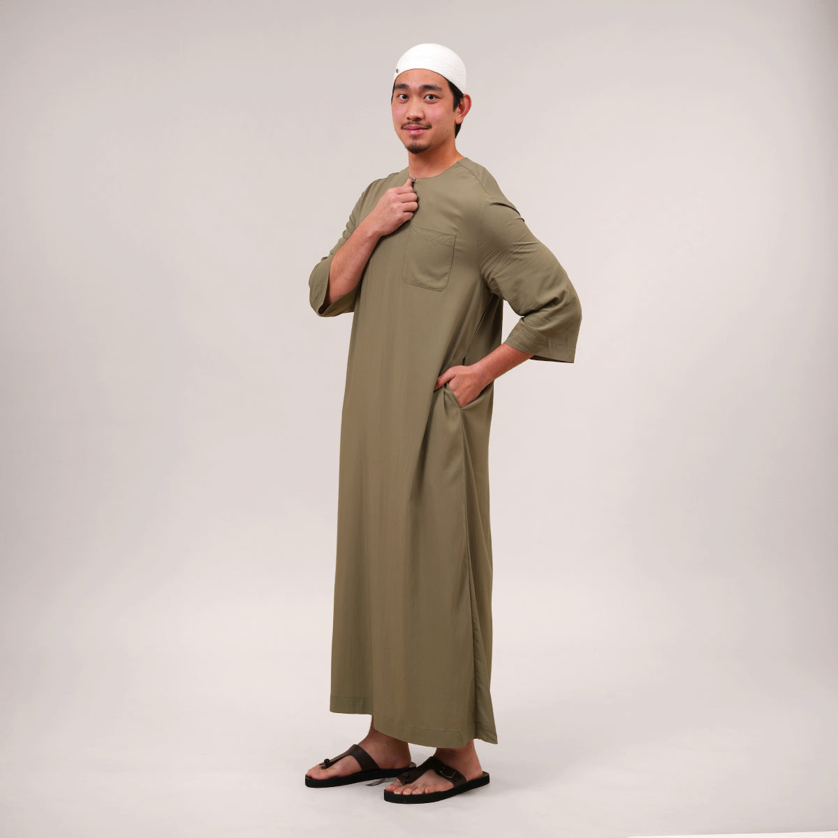 Saif Thobe Casual