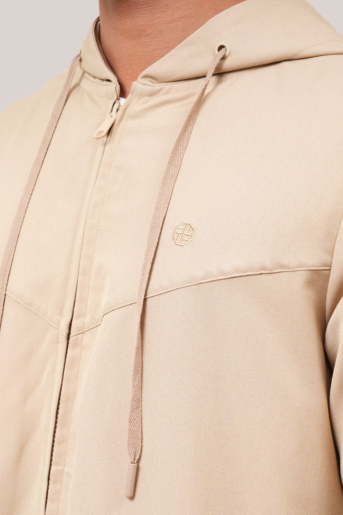 Salman Thobe Outerwear