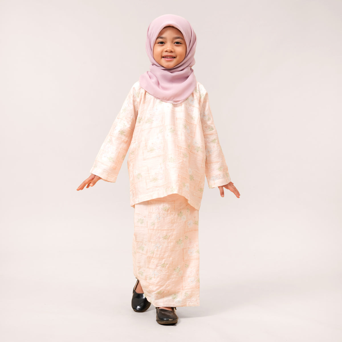files/WCVELORAEMBROIDEREDKURUNGKEDAHCILIKSOFTPINK1.jpg